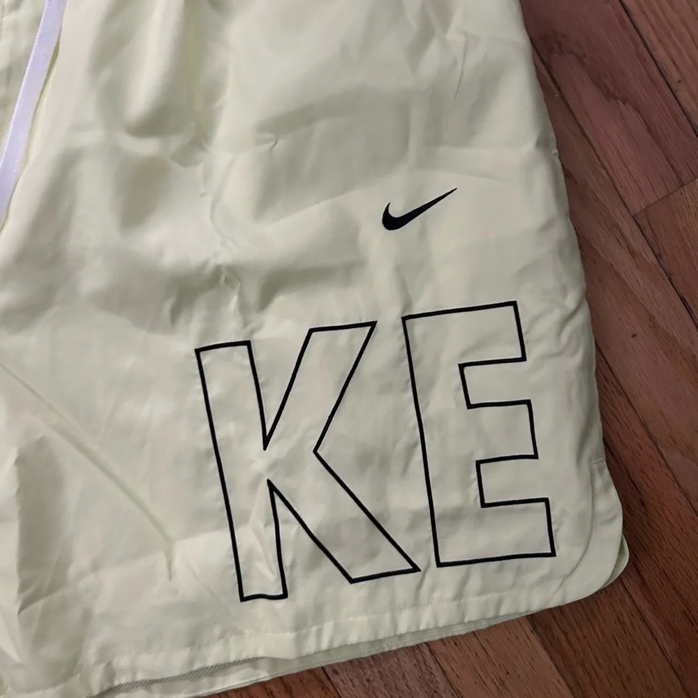 NWT Nike Standard Fit Above Knee Length Shorts Men’s Size 3XL - Picture 2 of 5